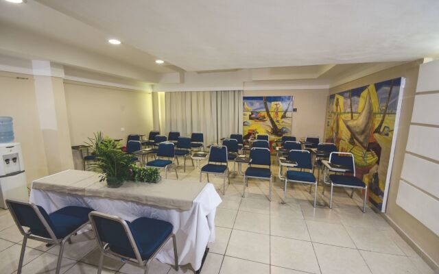 Jangadeiro Hotel e Convenções