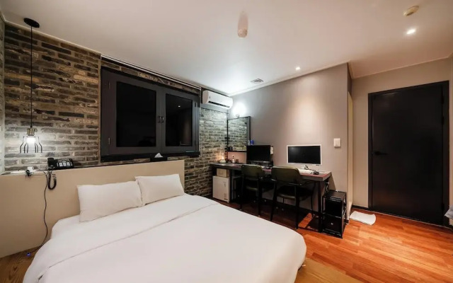 Stay Inn Hotel