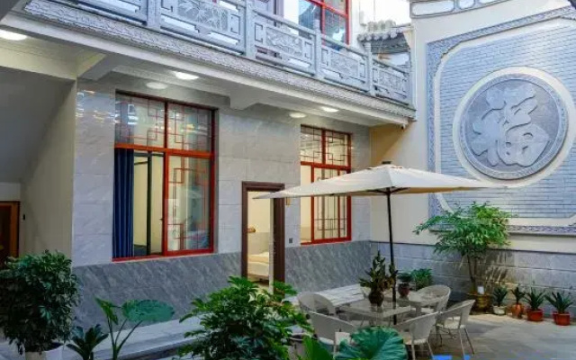 Yuman Hot Spring Homestay (Dongshan Wenquan Village)