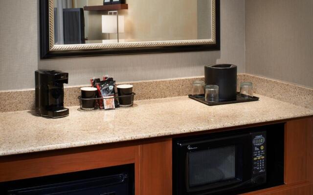 Courtyard by Marriott Detroit Dearborn