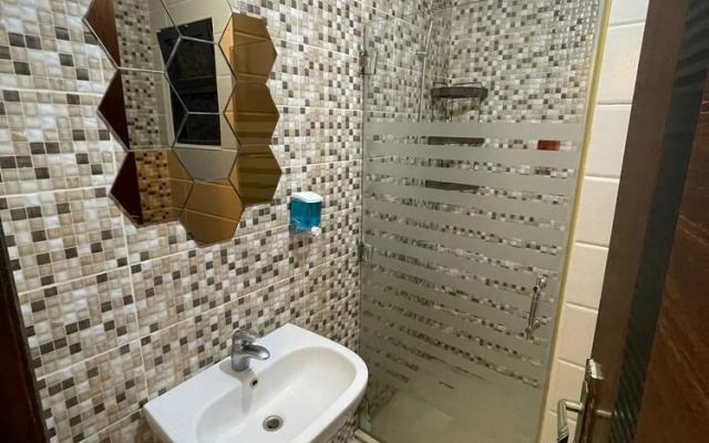 Apartment With Modern Amenities