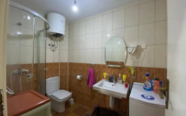 Studio Apartment Hana