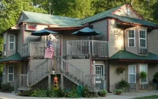Willowbrook Inn