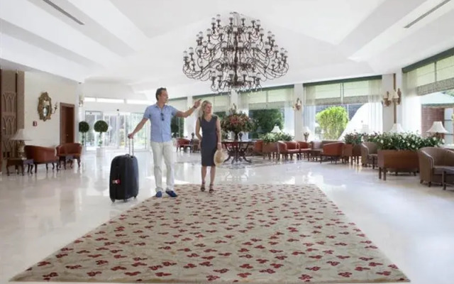 Febeach Resort Spa (*****)