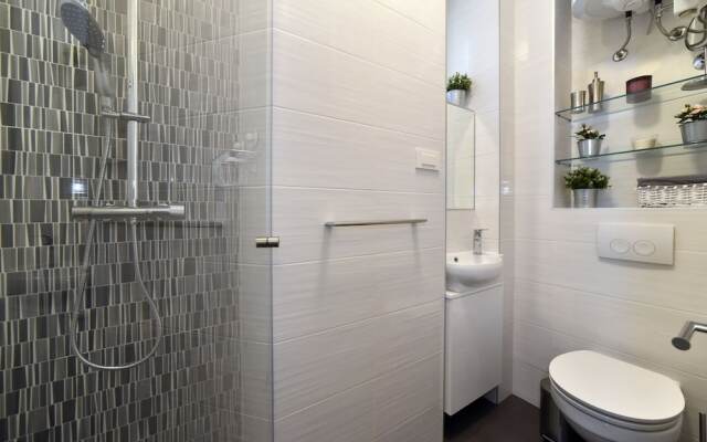 First Choice Centar - Primorska