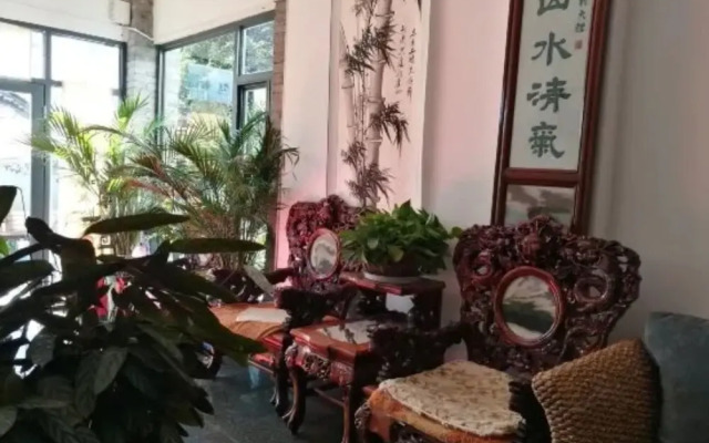 Xiuxinyun Holiday Manor