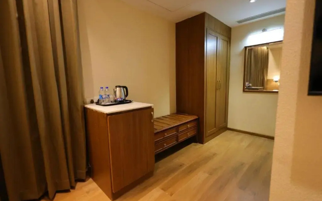 Hotel Aashray Inn