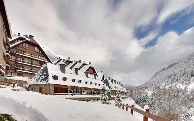 Val de Ruda Luxe 51 by FeelFree Rentals