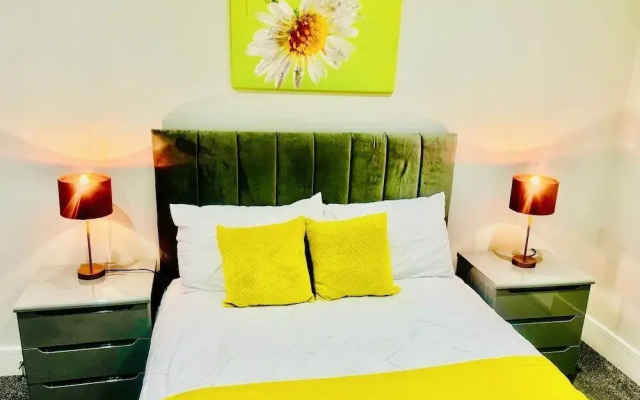 Stunning 2-bed Apartment in Barking
