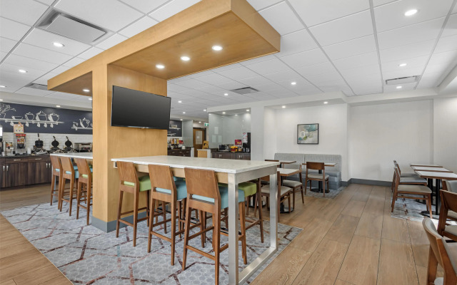 Best Western Plus Suites Downtown
