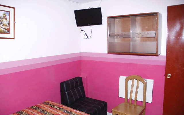 Hostal Lider Inn