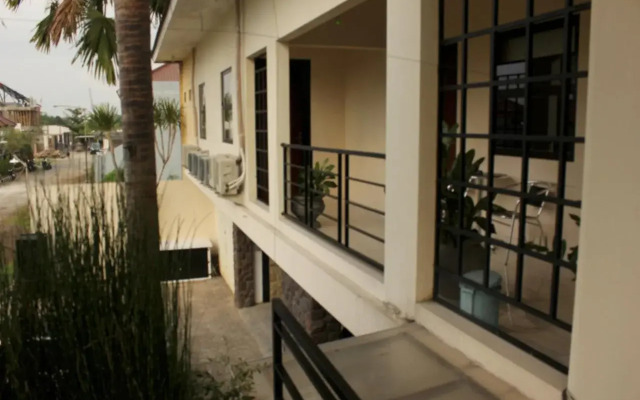 Mitra Guest House