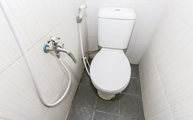 SPOT ON 93515 Pulo Gebang Guest House