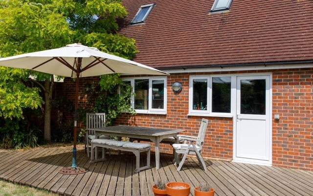 Secluded Rural Retreat Close to Beach - Sleeps 12