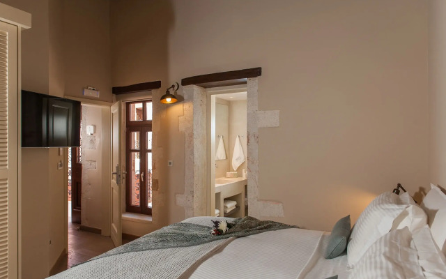 Serenissima Boutique Hotel