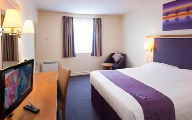 Premier Inn Warrington (a49/m62,j9)