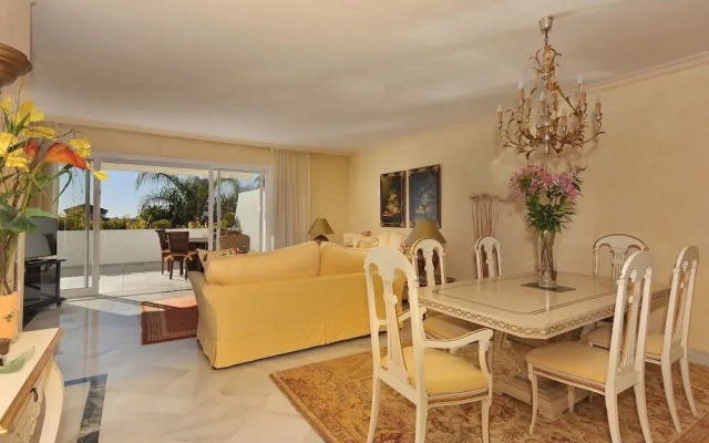 Apartamento Bahía de Marbella Canovas