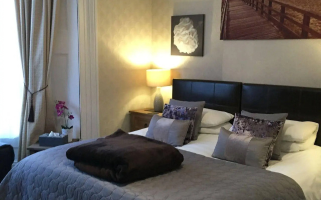 Sarnia Guest House