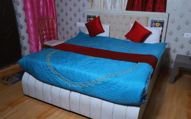 Hotel krishna manu palace orchha
