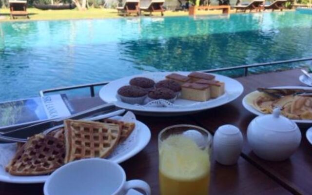 South Lake Resort Koggala