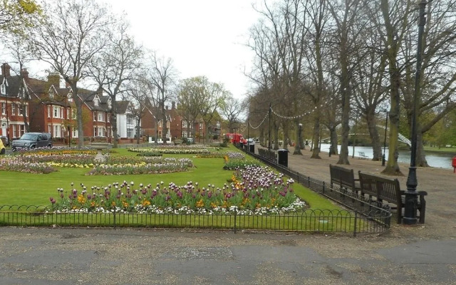 Sterling Serviced Apartments - Bishops Stone House