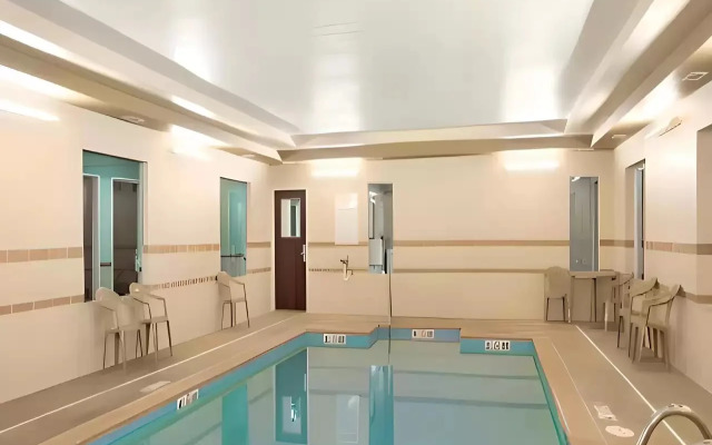 Pike Inn Le Roy - Bloomington Southeast Area