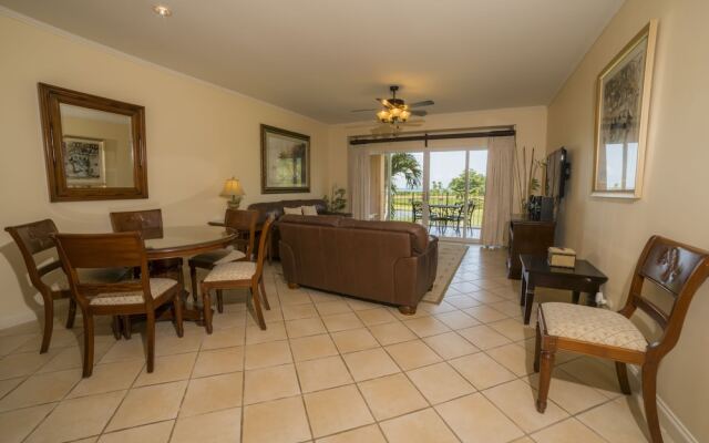 Del Mar Condominiums