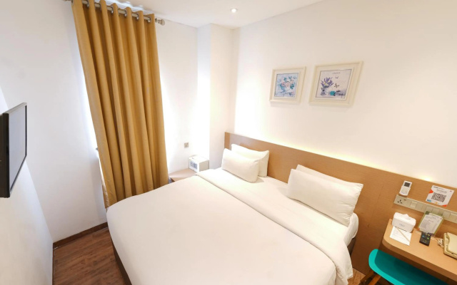 Heef Hotel Pasar Baru