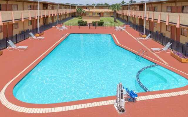 Rodeway Inn