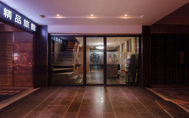 Lion Hotel