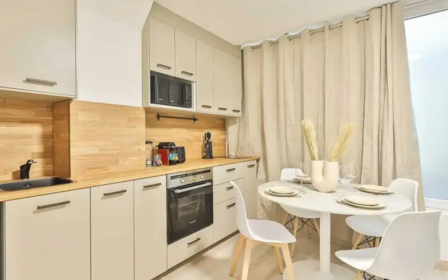 Newly Renovated Appartement Canal de L'ourq