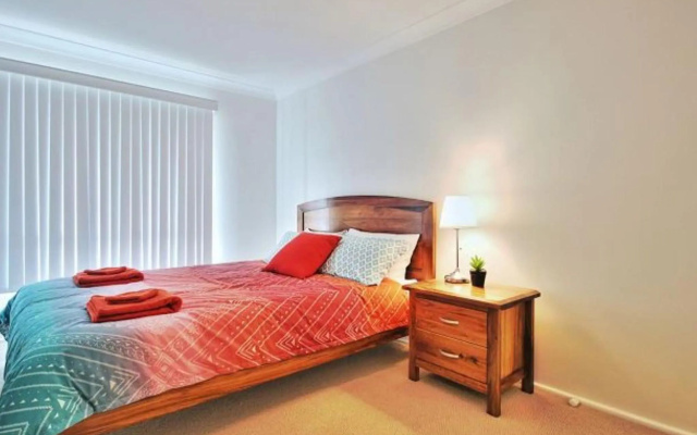 Beautiful Family Home with Easy Walk to the Beach and Plantation Point – Guest Rooms – Vincentia