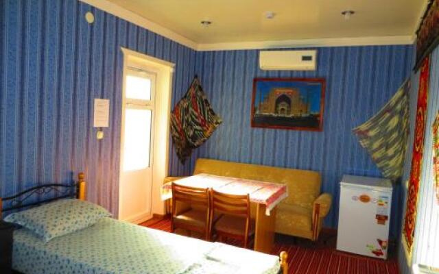 Mirzo Bed and Breakfast
