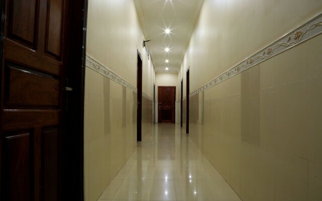 The Golden Square Villa