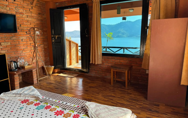 Nar-Bis Hotel