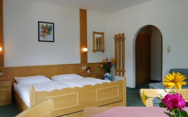 Hotel Garni Lisa - Cafe Annemarie
