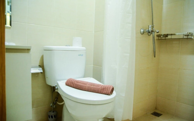 Mahogany Suites Studio Room The Oasis Apartment Cikarang