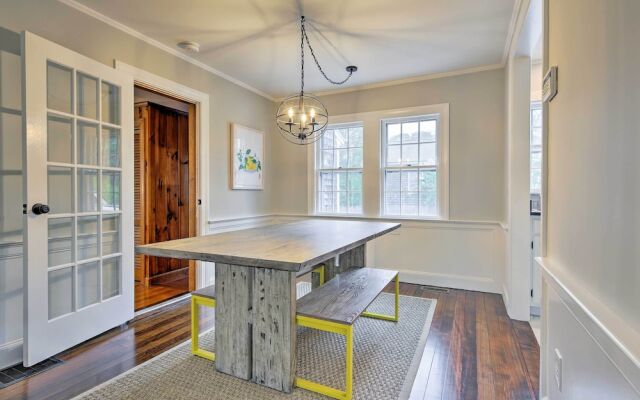 Spacious Getaway W/deck - Walk to Nantucket Sound!