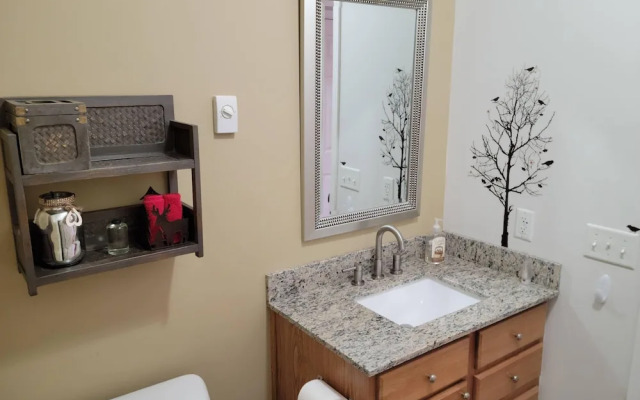 VCI - Klonteska Condominiums #C6