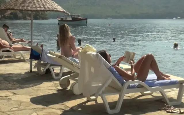Club Bellamare Beach