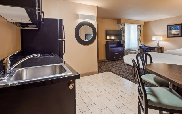 Best Western Plus Oceanside Palms