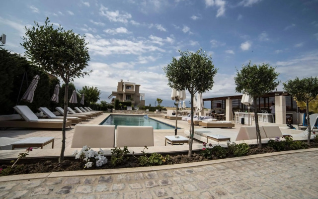Niovi Boutique Apartments