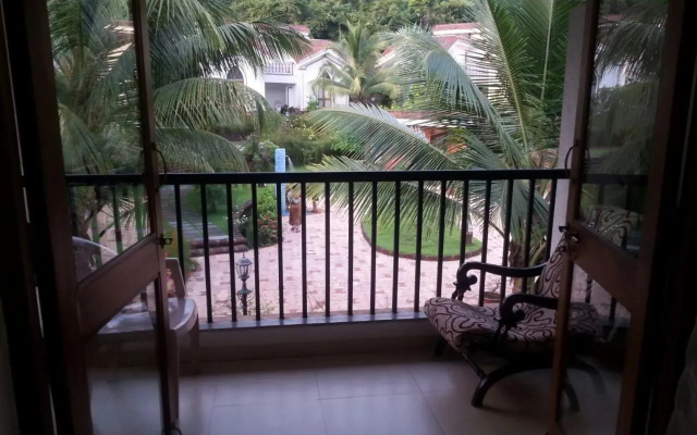 Pool Facing Apartment