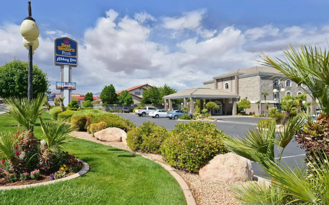 Best Western Plus Abbey Inn