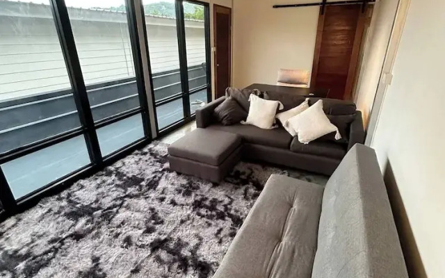 #2 - 1000mbps 1BR Mountain View - Bills Included