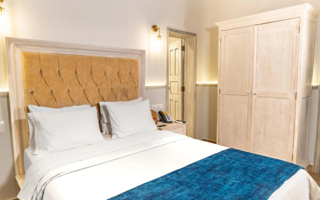 voco Royalty Puebla Downtown by IHG