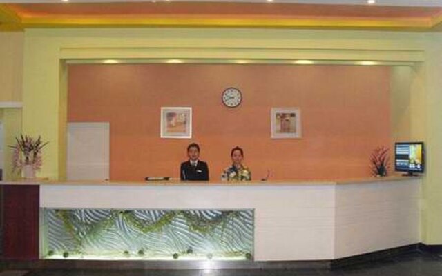 Motel 168 Liu Zhou Road Inn