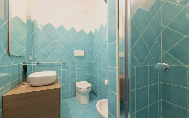 Residence with pool in Isola Rossa