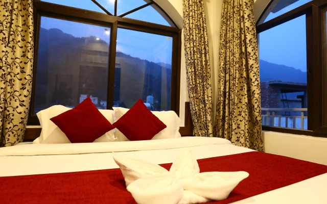 Hotel Vedas Tapovan