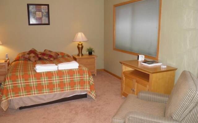 3221 Marlette Circle